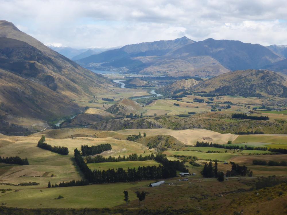 Queenstown: The stunning view coming into Queenstown